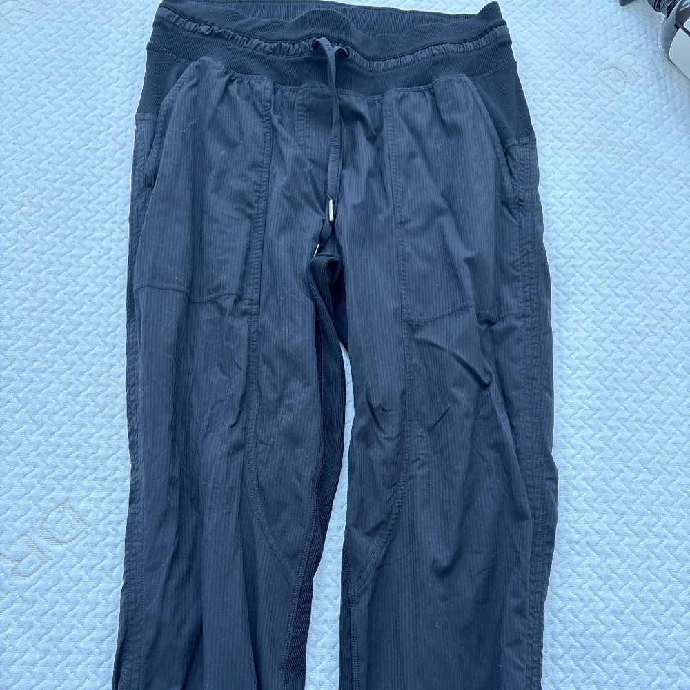 Lululemon dance studio joggers